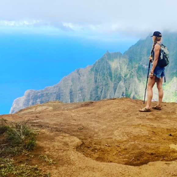 Meet your Posher, Alison - Picture 1 of 1